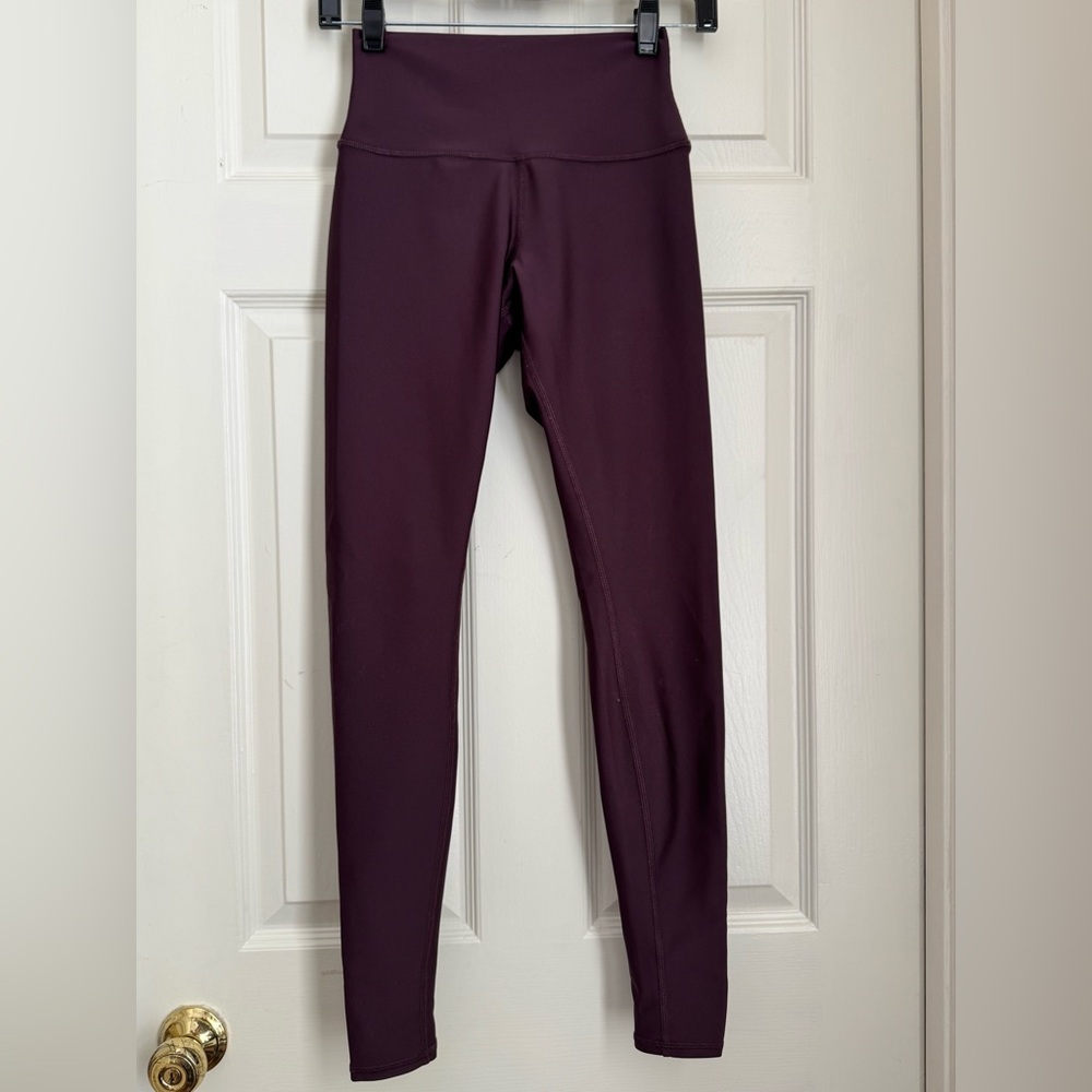 *EUC* Alo Purple Size Small High-Waisted Leggings